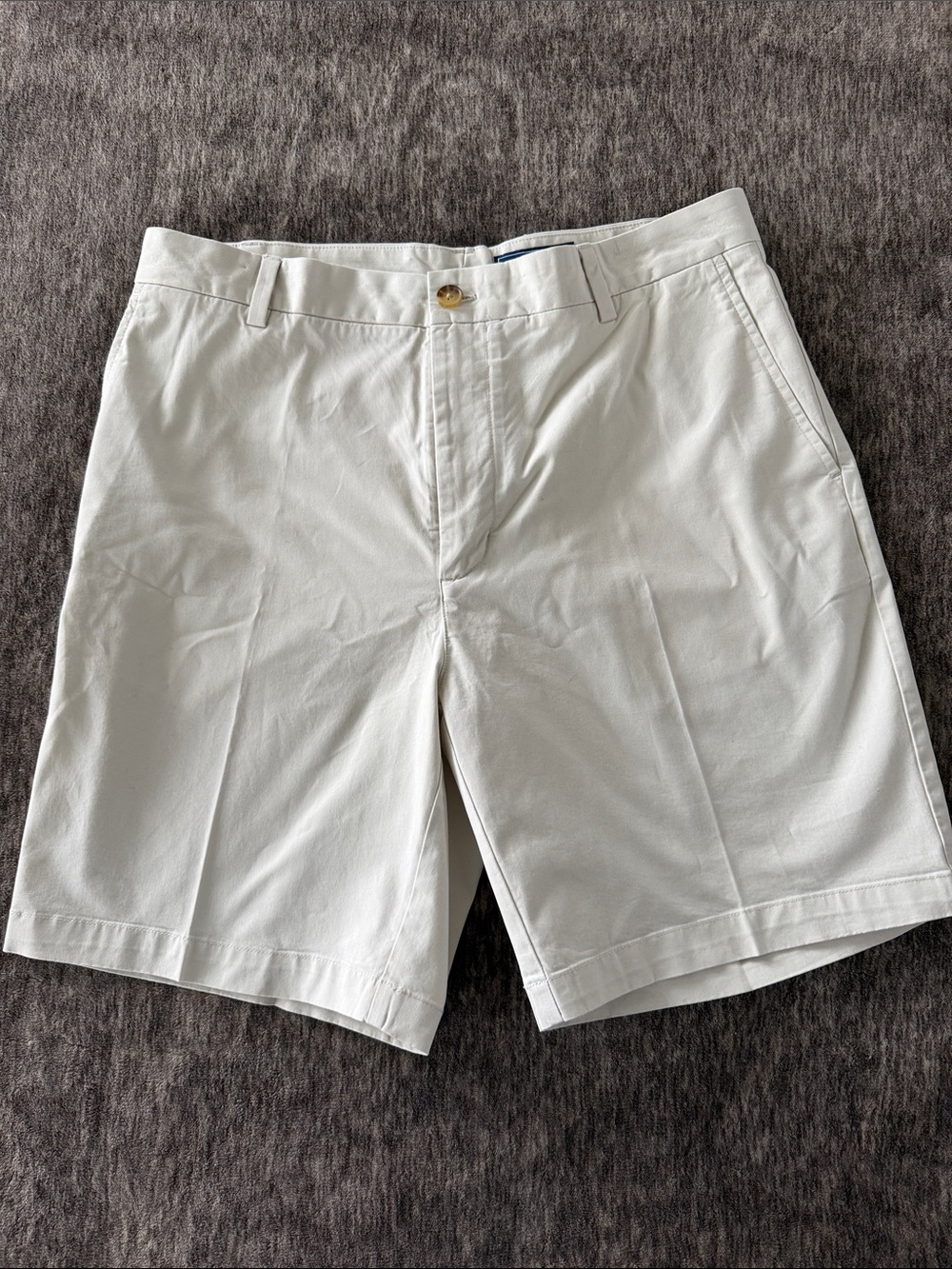 Vineyard Vines White Flat-Front Cotton Shorts